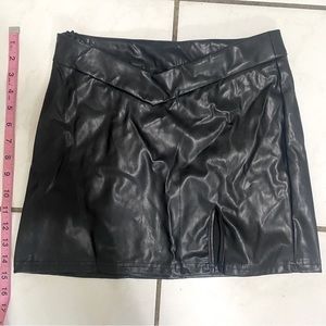 Faux Leather Black Mini Skirt S 4